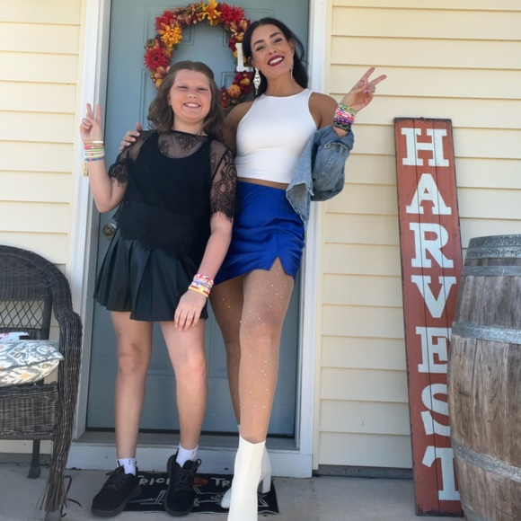 Meet your Posher, Shawna - Picture 1 of 11